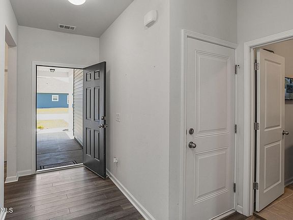 3rd image of 26 Toxaway Lane