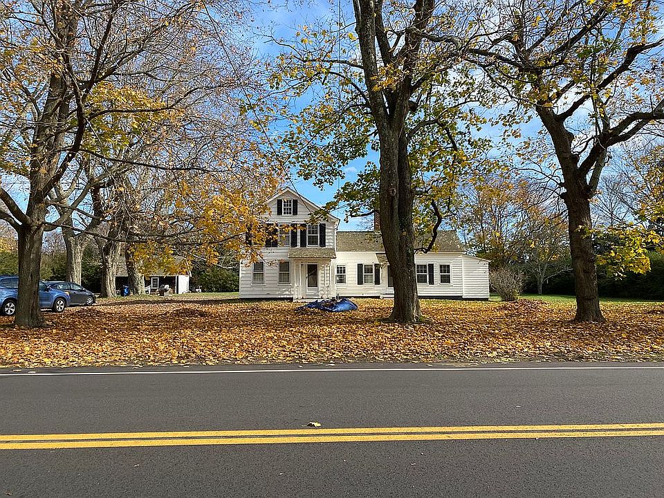 1st image of 65 Sagaponack Main St