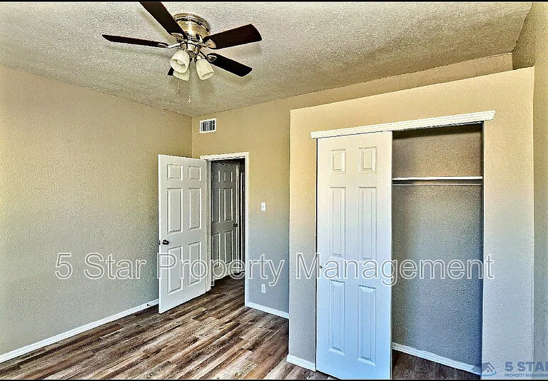 615 Arizona Ave #2 — Photo 20