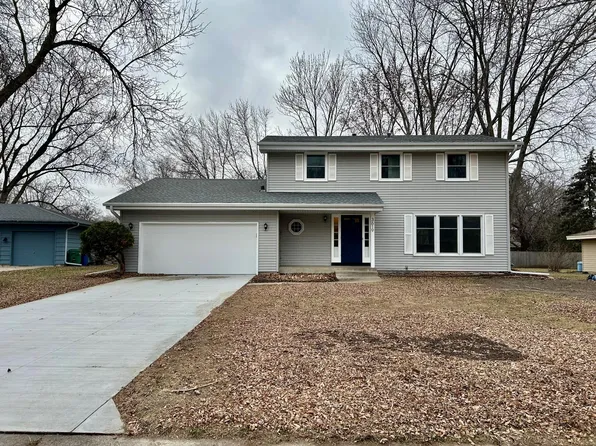 3619 Quaker Ln N, Plymouth, MN 55441