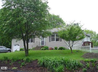 46 Middle Ave, Shelton, CT 06484