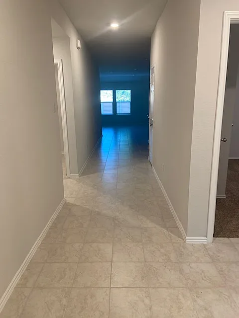 4 bed, 1761 sqft, $1,775 — Photo 2