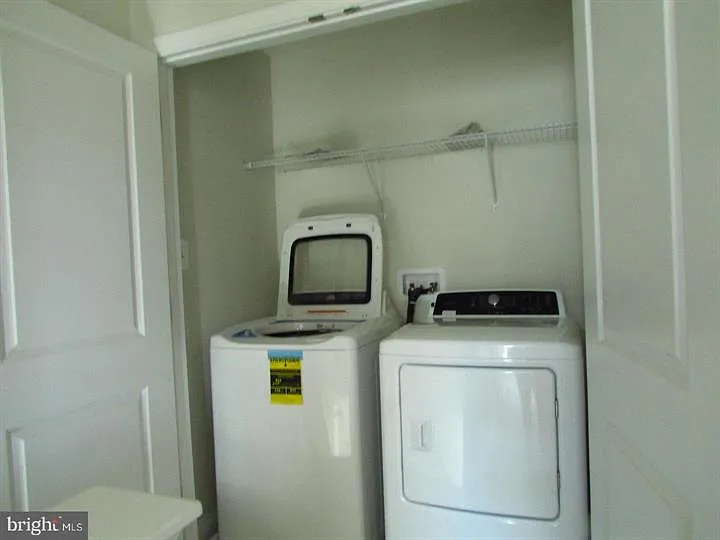 3 bed, 3.5 bath, 1837 sqft, $1,850 — Photo 4