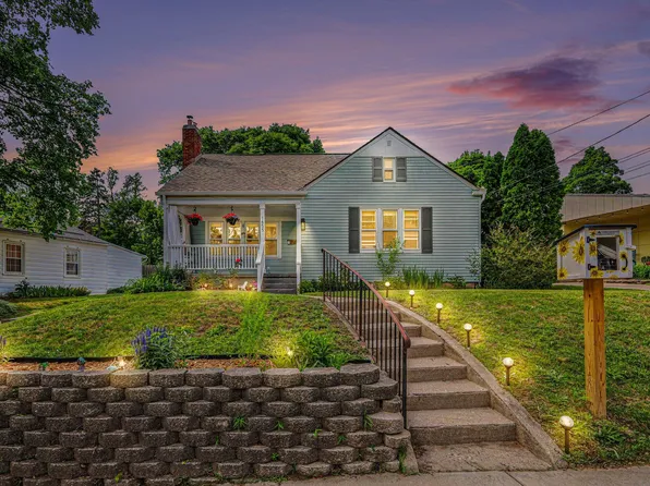 1855 Philadelphia Ave SE, Grand Rapids, MI 49507