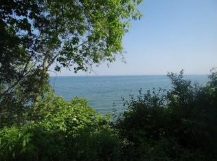 4157 Sheridan Rd, Racine, WI 53403