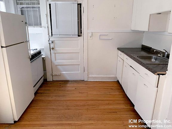 2nd image of 632 W Arlington Pl #49
