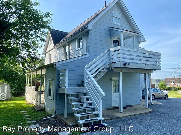 3rd image of 2910 Scherer Ave #D