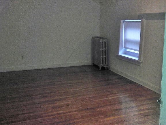 spare bedroom for rent