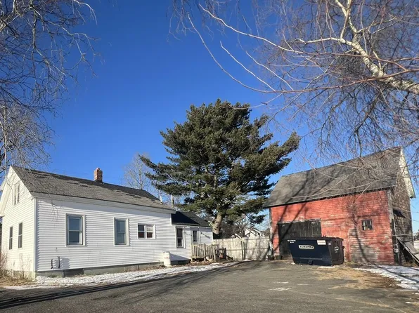 255 Clinton Avenue, Winslow, ME 04901