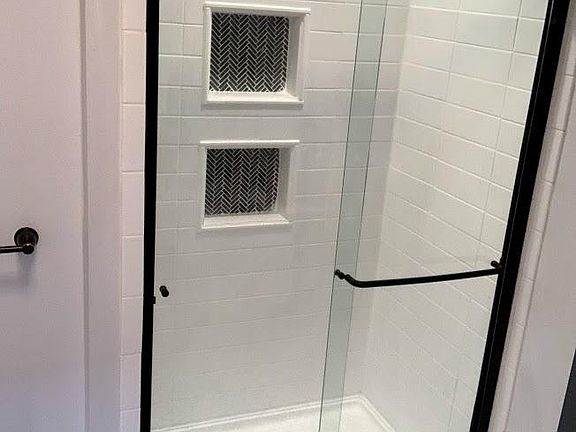 Full Bathroom Shower