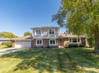 1008 Pauls Dr, Greenfield, IN 46140