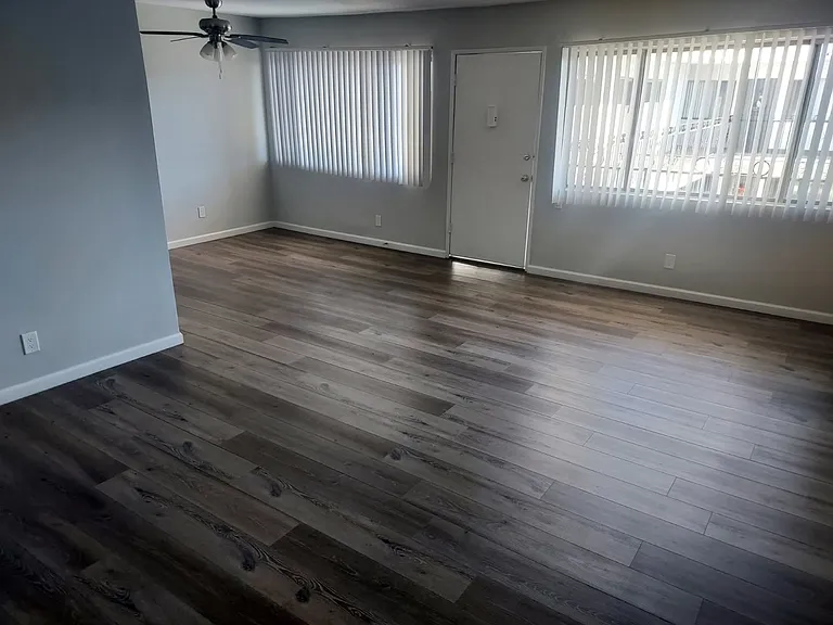 12313 Chandler Blvd — Photo 19