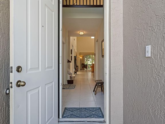 5th image of 21178 Via