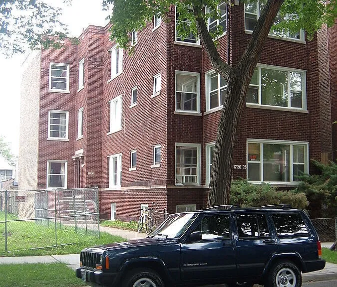 1726 W Carmen Ave #3F — Photo 8