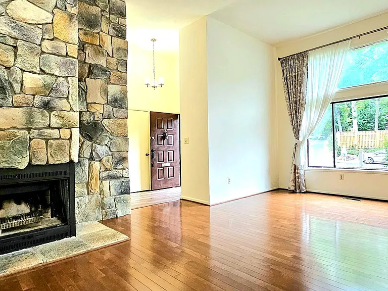 8729 Sheridan Farms Ct — Photo 6