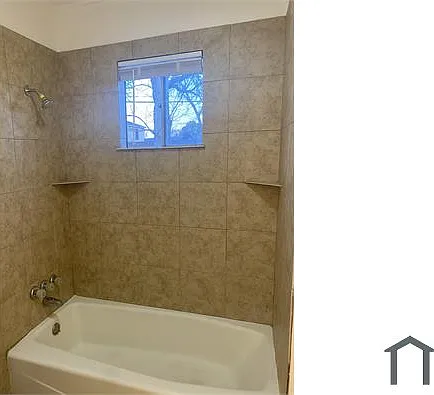 12110 Hoblitzelle Dr — Photo 16
