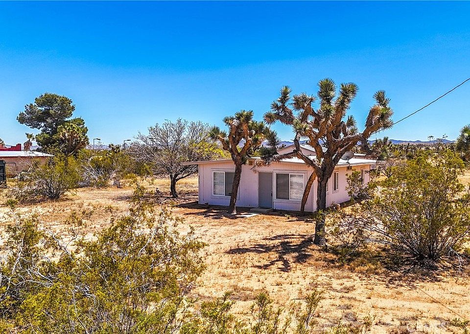 1st image of 56755 Breezy Ln