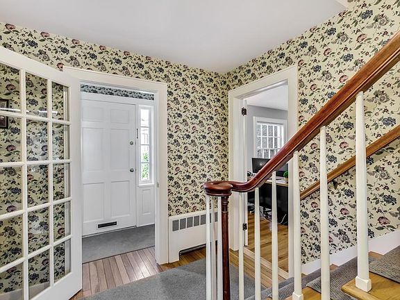 The lovely foyer gives a great first impression