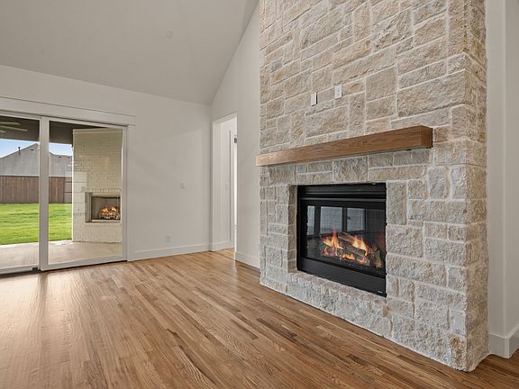 7th image of this home