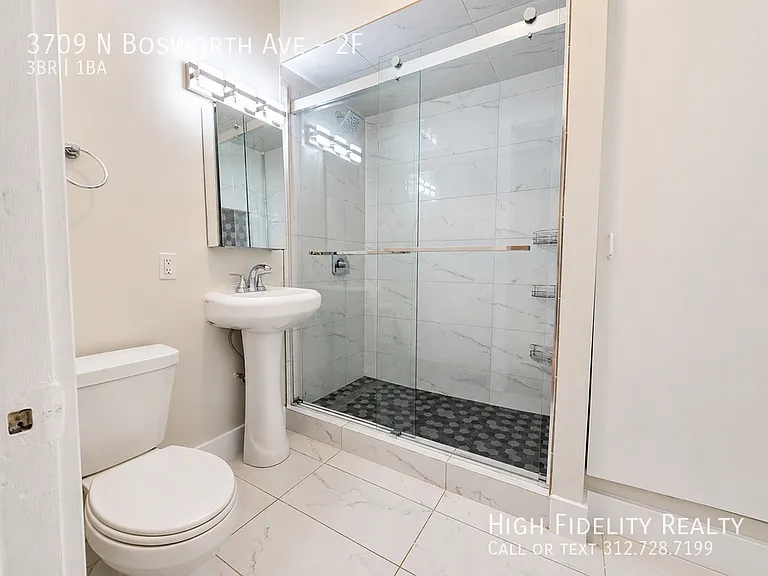 3709 N Bosworth Ave #2F — Photo 8