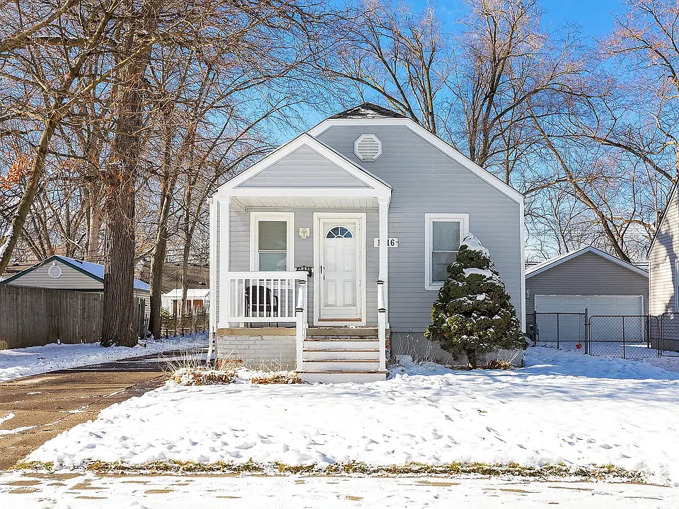 1216 Cherokee Ave