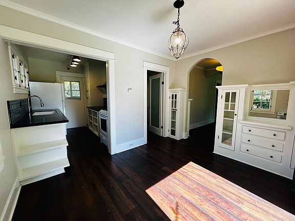 2nd image of 444 S Euclid Ave APT 1
