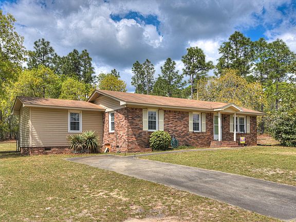 2nd image of 488 Mayfield Rd