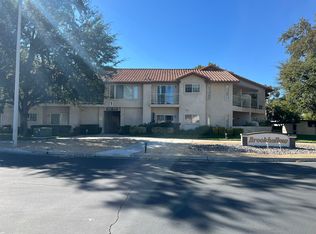 19165 Palo Verde Dr, Apple Valley, CA 92308