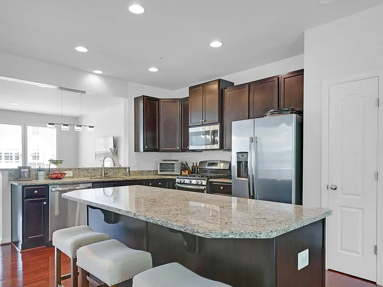 4817 Forest Pines Dr — Photo 17