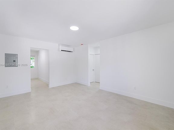 2nd image of 505 SW 7th Ct #5