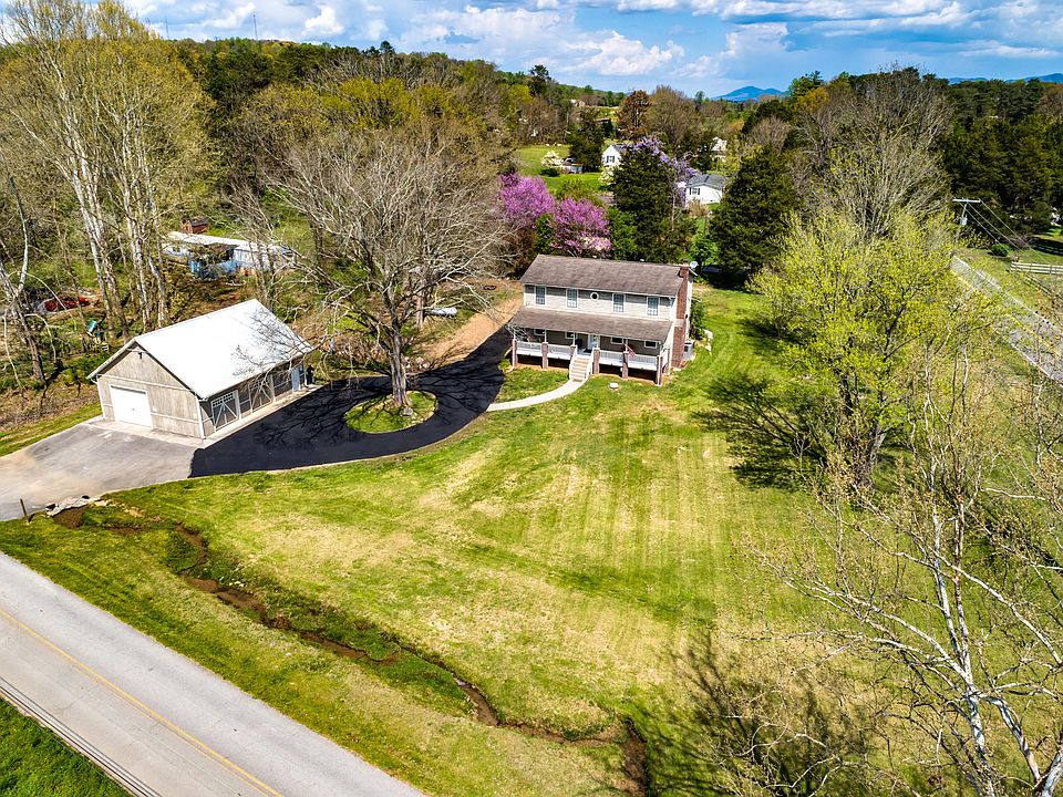 1st image of 8451 Wood Rd