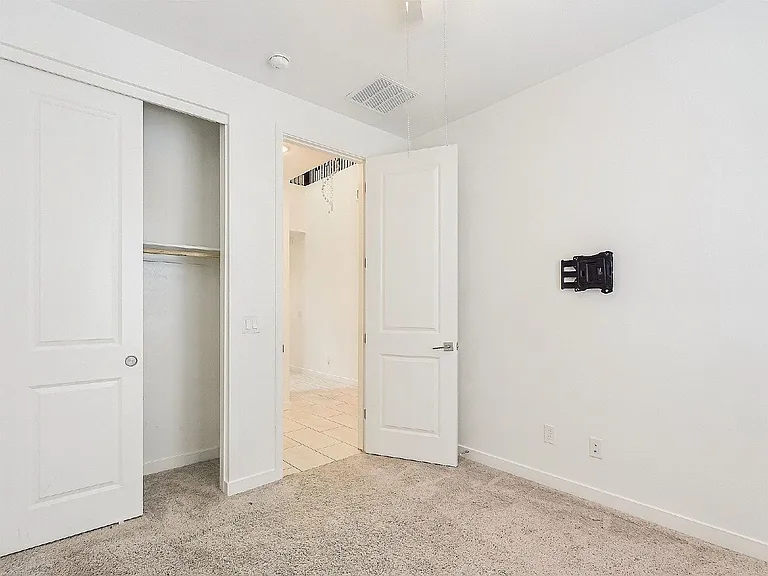 1133 N Jay Pl — Photo 6