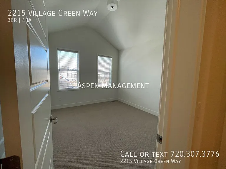 2215 Village Green Way — Photo 19