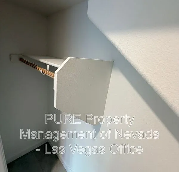815 Watford Pl — Photo 11