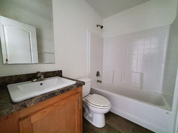 5th image of 825 N Lamb Blvd #185