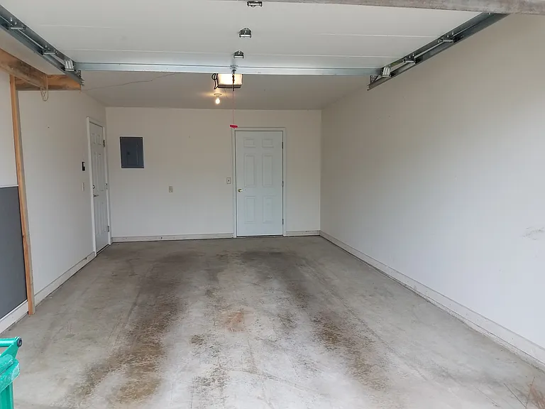 1102 Paris Rd — Photo 27