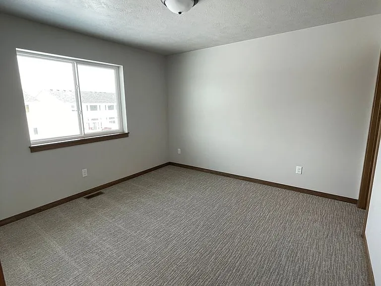 2410-2416 E Copalis Pl — Photo 14