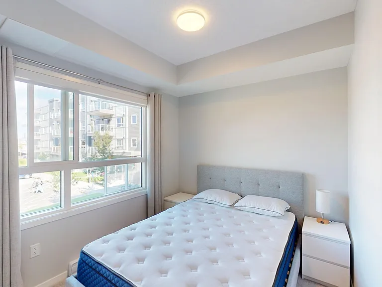 216 Carrington Cres NW — Photo 8