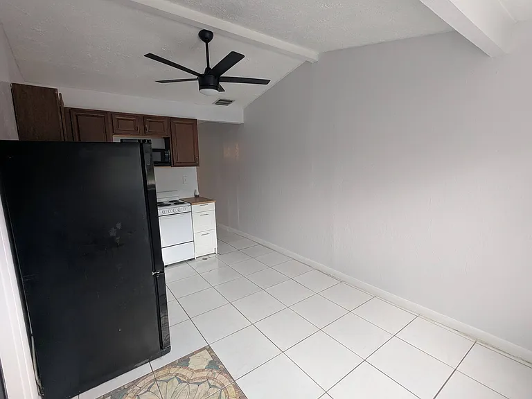 6581 Hayes St — Photo 9