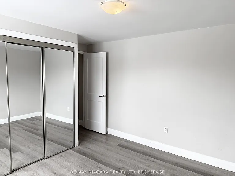 7 Riverview Blvd #104 — Photo 39