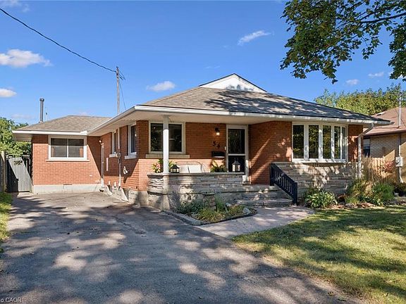 3rd image of 54 Pinecrest Dr