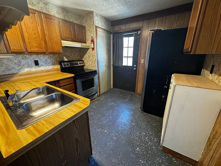 630 N Crooked Lake Dr — Photo 24