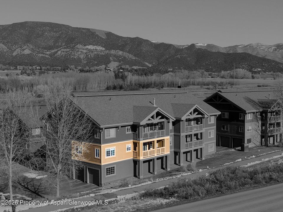 2nd image of 410 River View Dr Unit 303