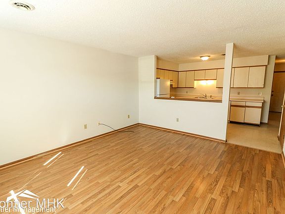 3rd image of 2538 Candle Crest Cir