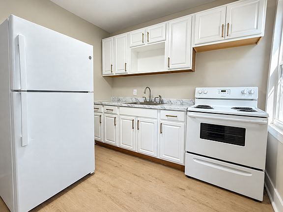 4th image of 2537 N Jessup St #2