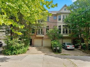 4010 Blossom St, Houston, TX 77007