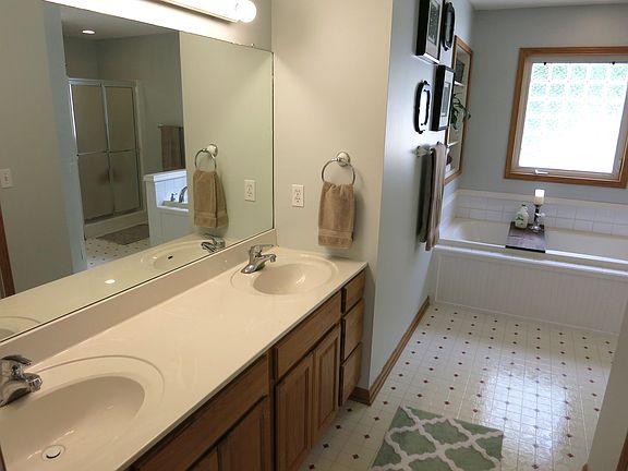 4th image of 1091 Bolton Farms Ln
