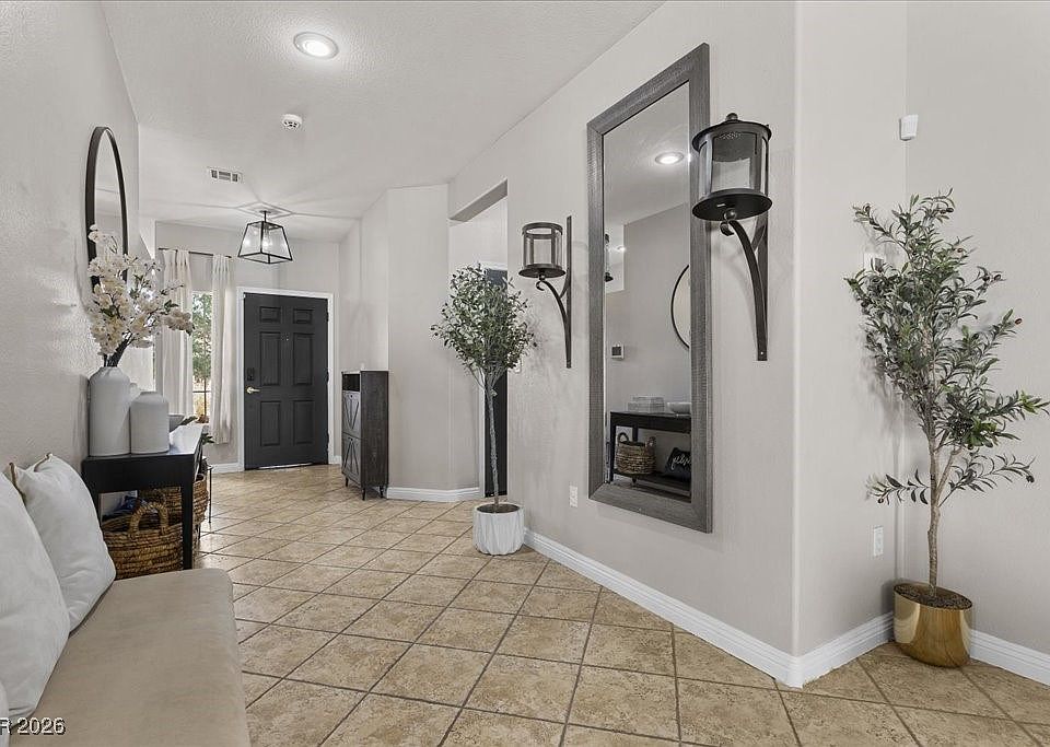 1st image of 2753 Gallant Hills Dr