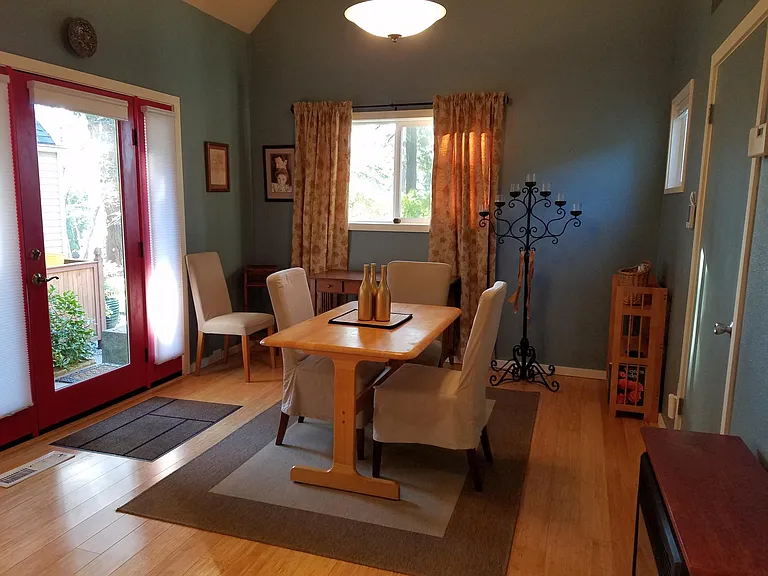 9116 SW 25th Ave #2 — Photo 8