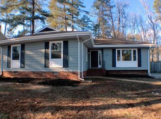 4004 Falconway Ln, North Chesterfield, VA 23237